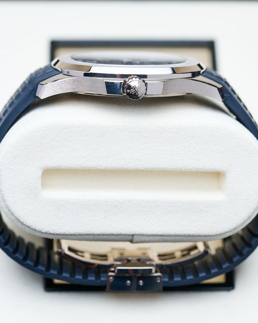 Patek Philippe Aquanaut 5168G-001 Image 5